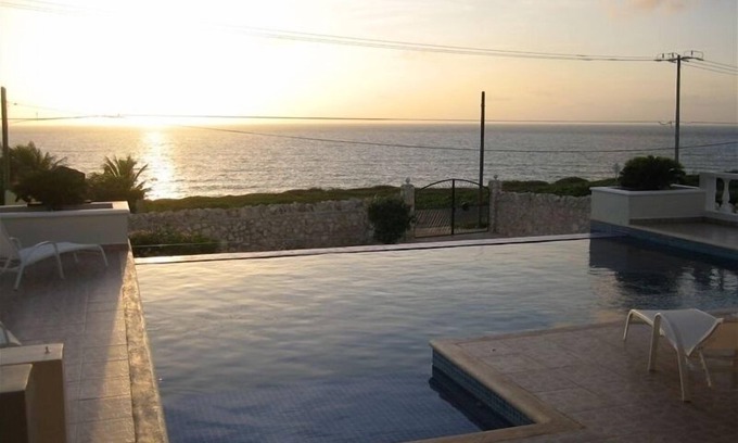 Isla Mujeres Villa | Casa De Jaguar, más fotografiada casa en la isla