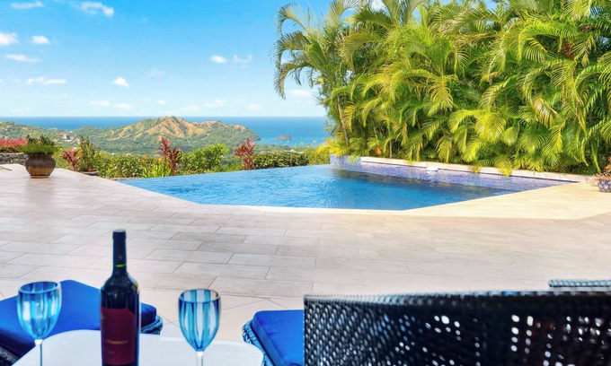 Coco Casa | Casa de la Reina Luxury 3-Bedroom Ocean View Home in Playas del Coco
