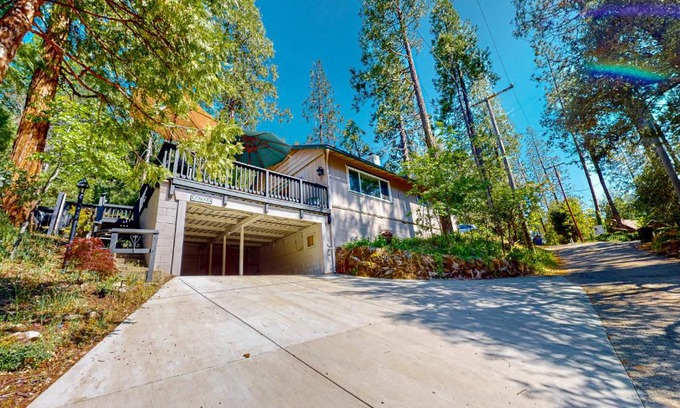 Bass Lake Casa | Casa de la Montaña