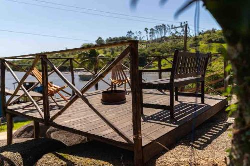 Imarui Casa | Casa de Lago Recanto das Pedras