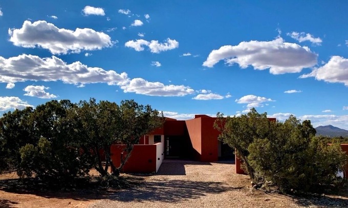 Canoncito Casa | Casa de Luz- Santa Fe Escape