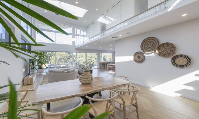 Catherine Hill Bay Casa | Casa De Mare - Beach Access with Spa & Pool