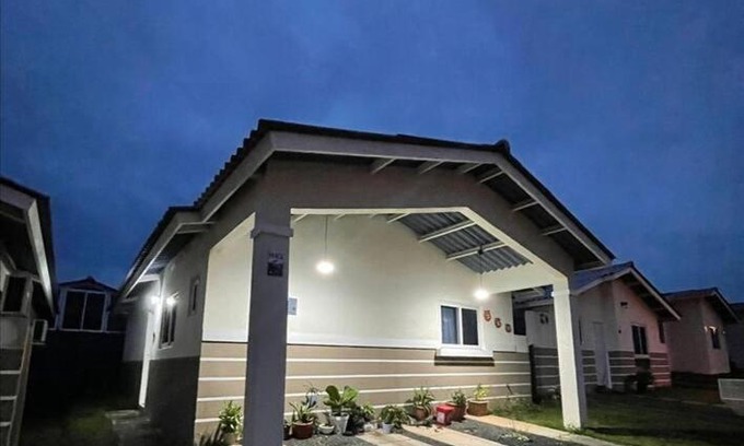 Tumba Vieja Casa | Casa de playa con piscina