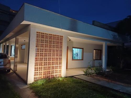 Itauna Casa | Casa de praia em Itaúna, Saquarema, Pertinho do mar 150 m da areia com 3 quartos e ar condicionado