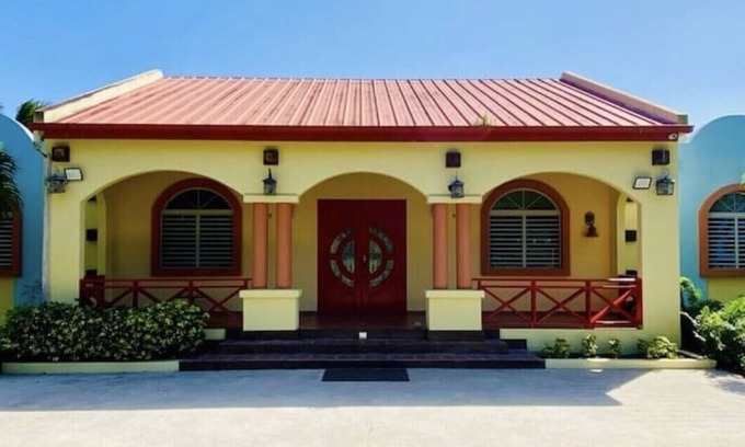 Isabela Casa | CASA DEL MAR