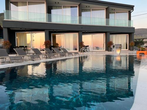 Himare Casa | Casa Del Sol - Luxury Villas