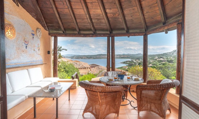Punta Sardegna Casa | Casa del Sole by Interhome