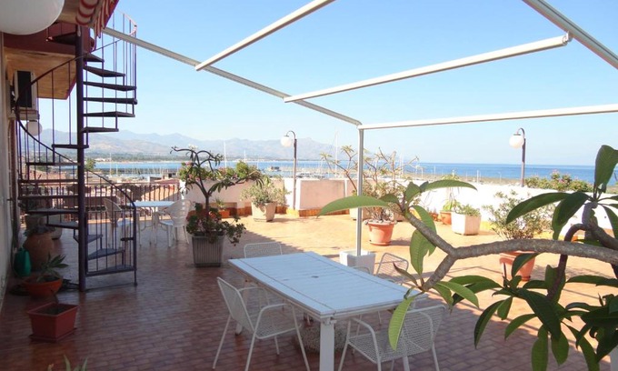 Riposto Apartamento | Casa delle Pomelie - Taormina & Etna Panoramic Views