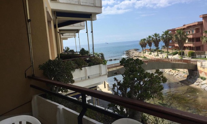 San Lorenzo al Mare Apartamento | Casa Di Rosa