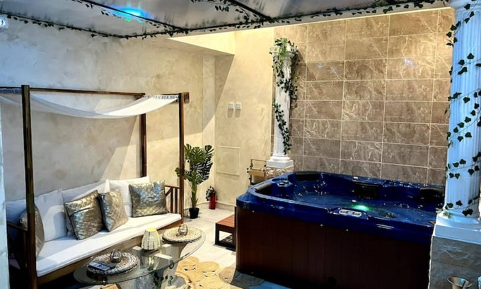 La Varenne Saint-Hilaire Casa | Casa Di Vibes - Private Spa