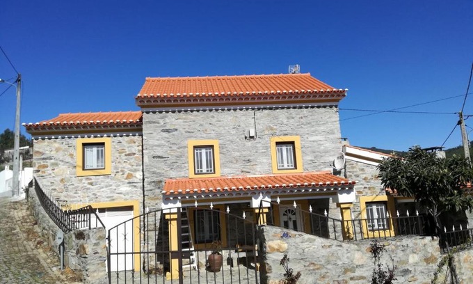Proenca-a-Nova Casa | Casa do Adro