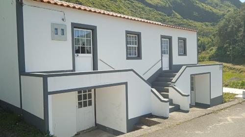 Lajes das Flores Casa | Casa do avô Almeida