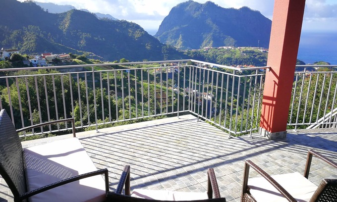 Porto da Cruz Villa | EXCELENTE VIVIENDA - VISTA MAR Y MONTAÑA