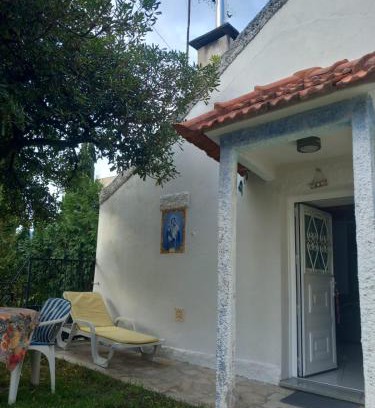 Bouro Casa | Casa do Paço com Jardim Privado - Centro de Terras de Bouro, Gerês