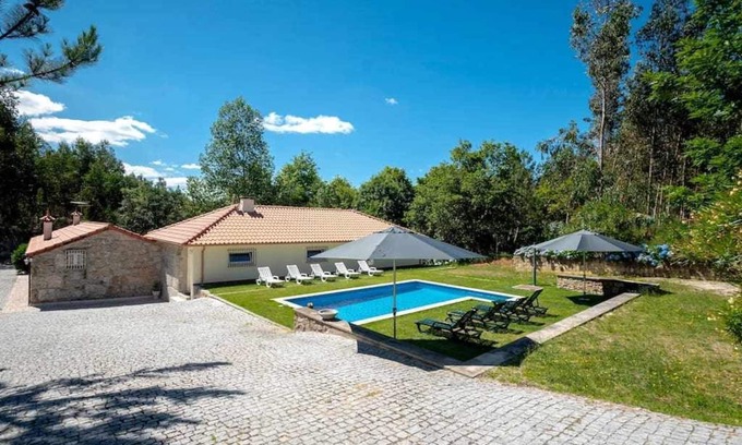Celorico de Basto Casa | Casa do Pioledo (Camélias de Basto-Turismo Rural)