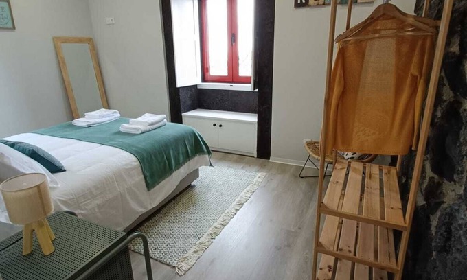 Angra do Heroismo Casa | Casa do Poço - cozy house in a rural parish,a quiet space with sea views.