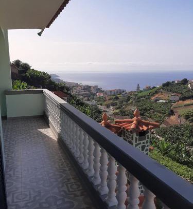 Camara de Lobos Casa | Casa do Terço