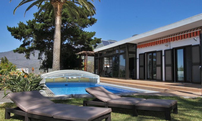 Tajuya Casa | Casa de vacaciones Casa Dos Dragos con piscina y vistas al mar