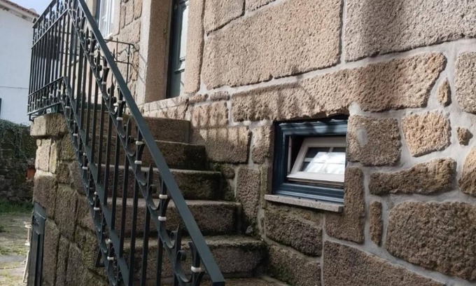 Vila Nova de Tazem Casa | Casa dos Livros - Guest House