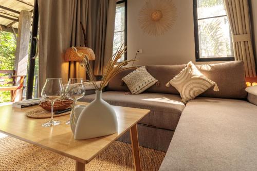 Thong Sala Casa | Casa Eden - Double King Bed - Peaceful Garden Retreat - 4K SmartTV