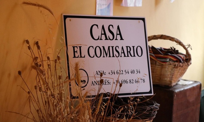 El Tanque Apartamento | Casa El Comisario Triple Apartment