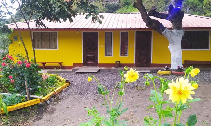 Baños de Agua Santa Casa | Casa El Guayacan
