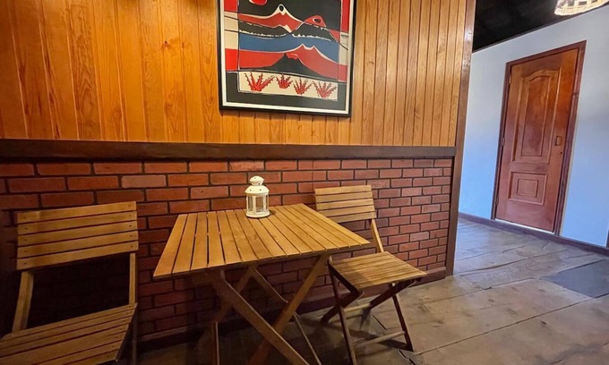 Hermigua Apartamento | Casa El Patio - Amplio estudio rústico con vistas a las montañas