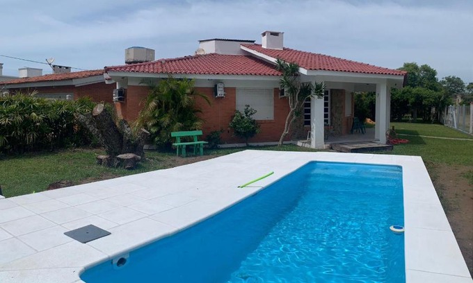 Xangri-La Casa | Casa em Atlântida com piscina e ar-condicionado