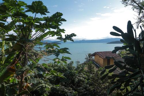Sambaqui Casa | Casa em meio a natureza e em frente a praia PR7688