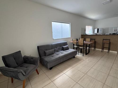 Sete Lagoas Casa | Casa em Sete Lagoas - até 12 pessoas - Preço Justo