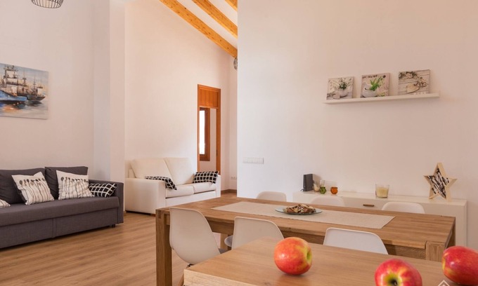 Can Picafort Villa | Casa Embat - Preciosa casa con terraza a 150 metros de la playa de Can Picafort