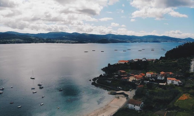 Raxo Casa | Casa en A Granxa, Sanxenxo, con vistas al mar