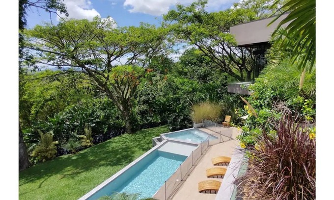 Pereira Casa | Casa en el Samán