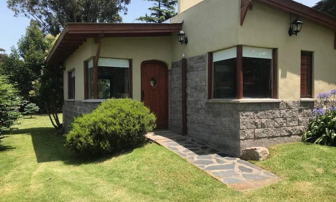 Barrio Los Acantilados Casa | Casa en Los Acantilados (Playas del Sur)