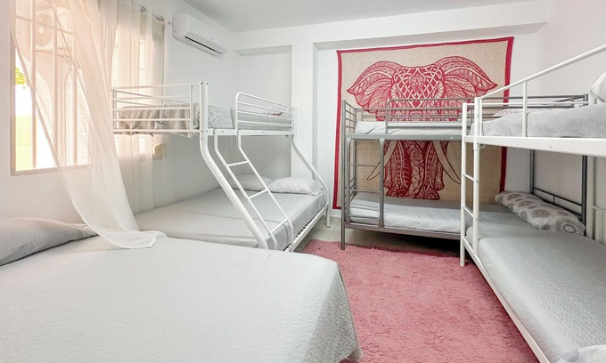 Paterna Apartamento | Casa en Paterna, la zona mas tranquila y segura de Valencia con Parking Incluido