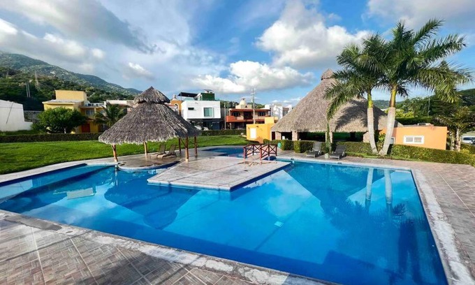 Manzanillo Apartamento | Casa en Real del Country