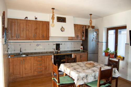 Santa Eulalia de Morcín Casa | Casa en Villa Termal Las Caldas