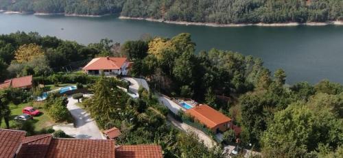 Cova Apartamento | Casa Encosta do Rio-ferias no Gerês