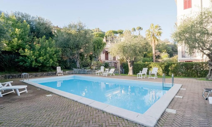 Bordighera Apartamento | Casa Erbusin - 2 Bedrooms - WiFi - Pool
