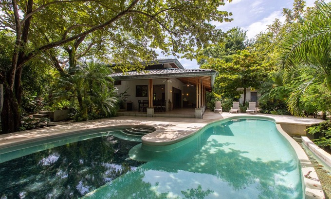 Garza Casa | CASA ESCONDIDA | SERENE RETREAT IN BLUE SPIRIT COMMUNITY