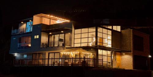 Marinilla Cama Y Desayuno | Casa Fénix