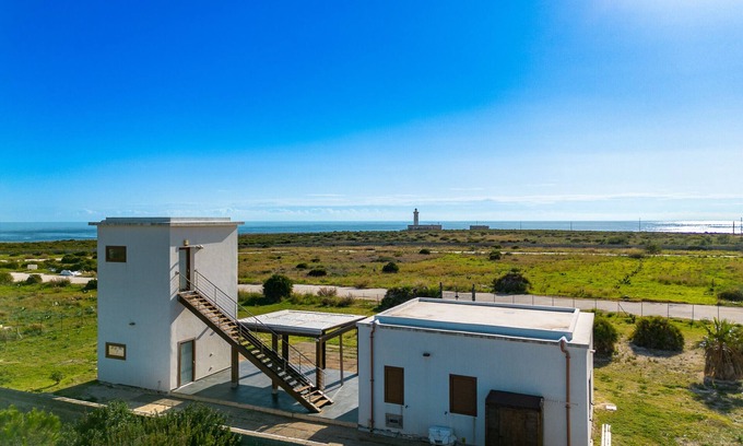 Syracuse Chalet De Esquí | Casa Faro del Plemmiro con Jacuzzi by Wonderful Italy