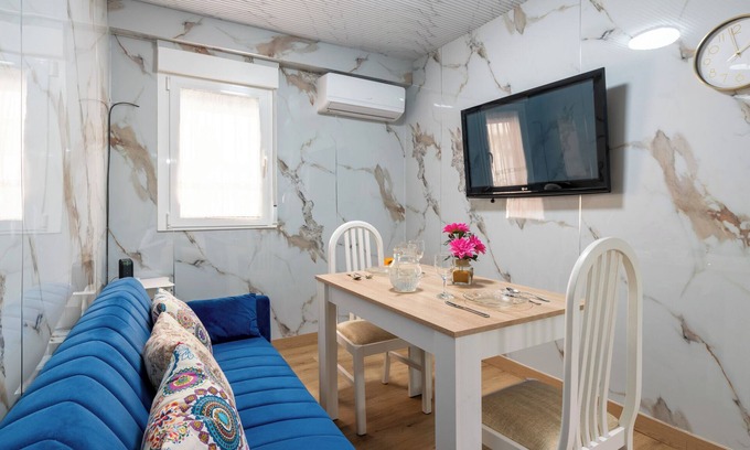 Los Remedios Apartamento | Casa Feria, alojamiento moderno en Sevilla