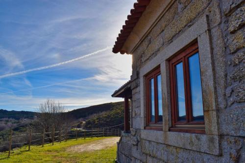Arcos de Valdevez Casa | Casa Florestal, na Branda da Bouça dos Homens