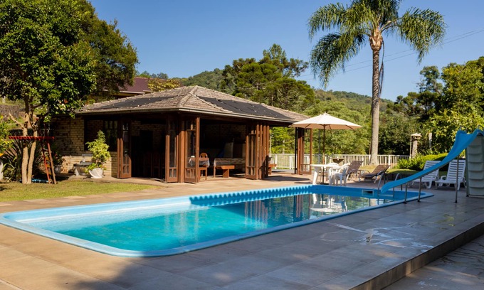 Fenavinho Cabaña | Casa Garavaglia Campo e Serra Piscina Aceita Pets Locação Vídeo Fotos e Eventos