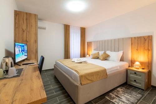 Petrovija Casa | Casa Garibaldi - Rooms with private bathrooms