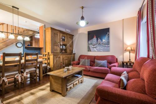 Bossost Chalet De Esquí | Casa Garona by SeaMount Rentals