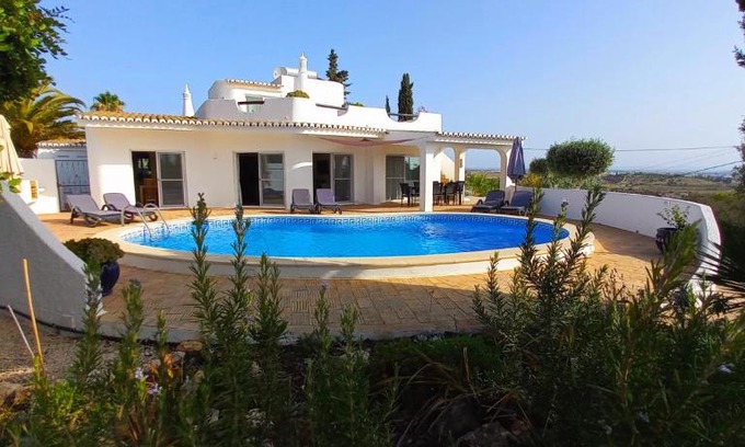 Carvoeiro Villa | Casa Gemeas