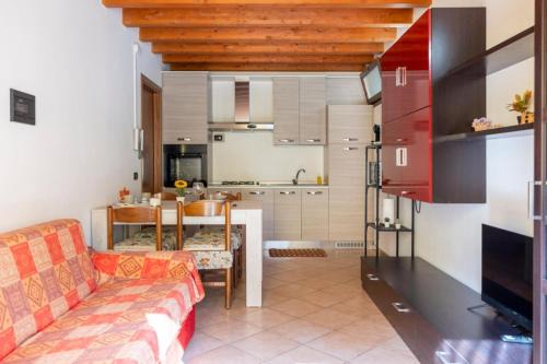 Costa Volpino Apartamento | Casa Girasole, Costa Volpino Ospitar