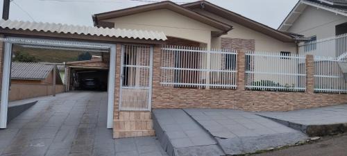 Sao Joaquim Casa | Casa Gislaine e Vinicius